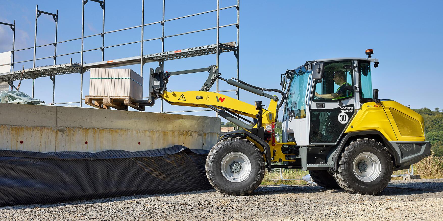 wheel loader