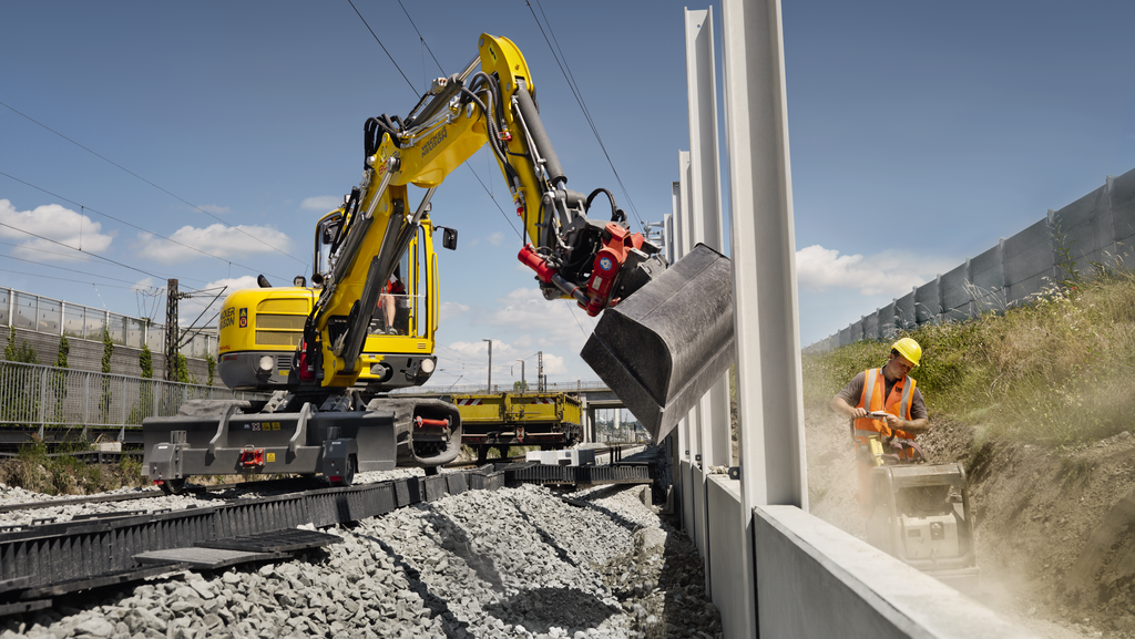 railway construction site with wacker neuson machine in action